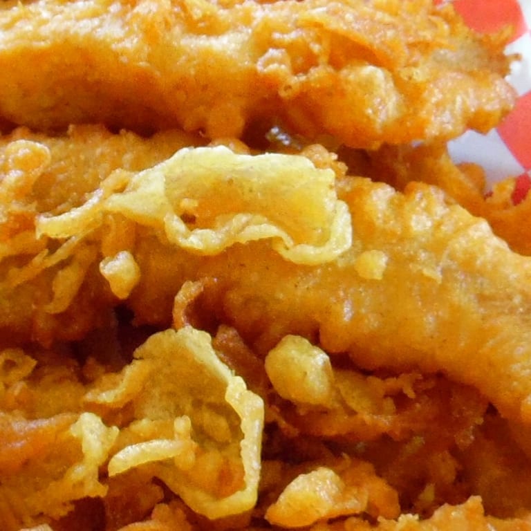 Classic British Fish and Chips Delight